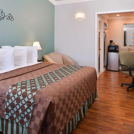 Americas Best Value Inn Los Banos Ngoại thất bức ảnh
