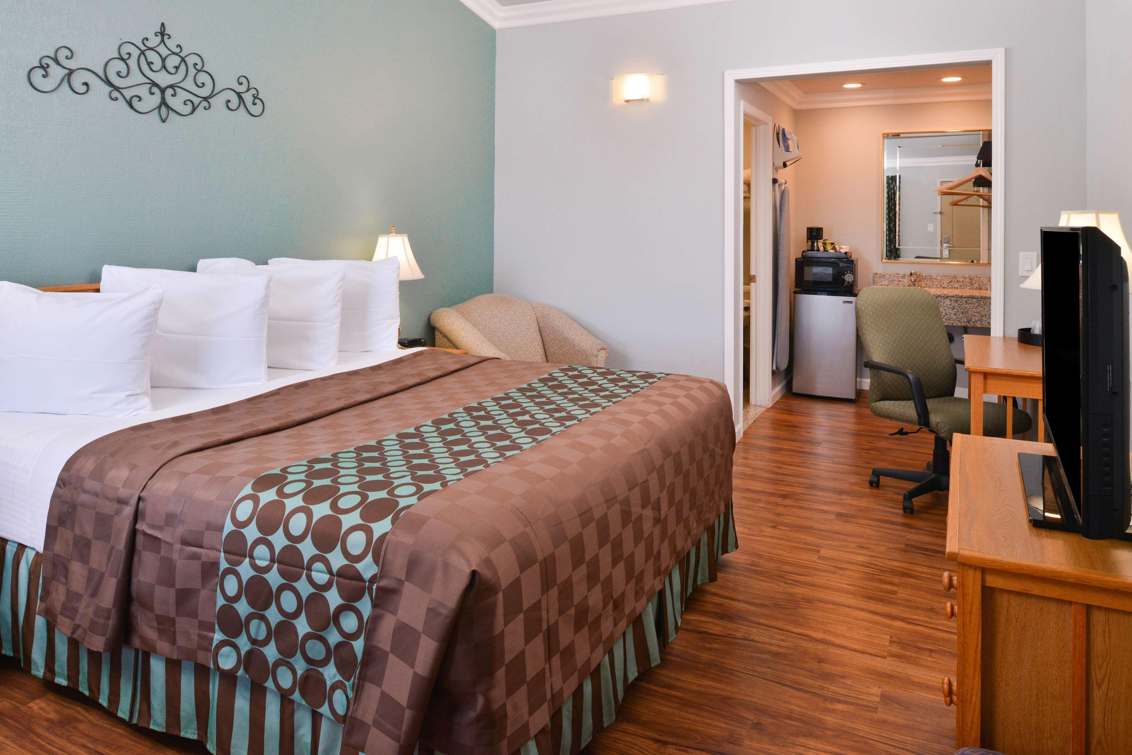 Americas Best Value Inn Los Banos Ngoại thất bức ảnh