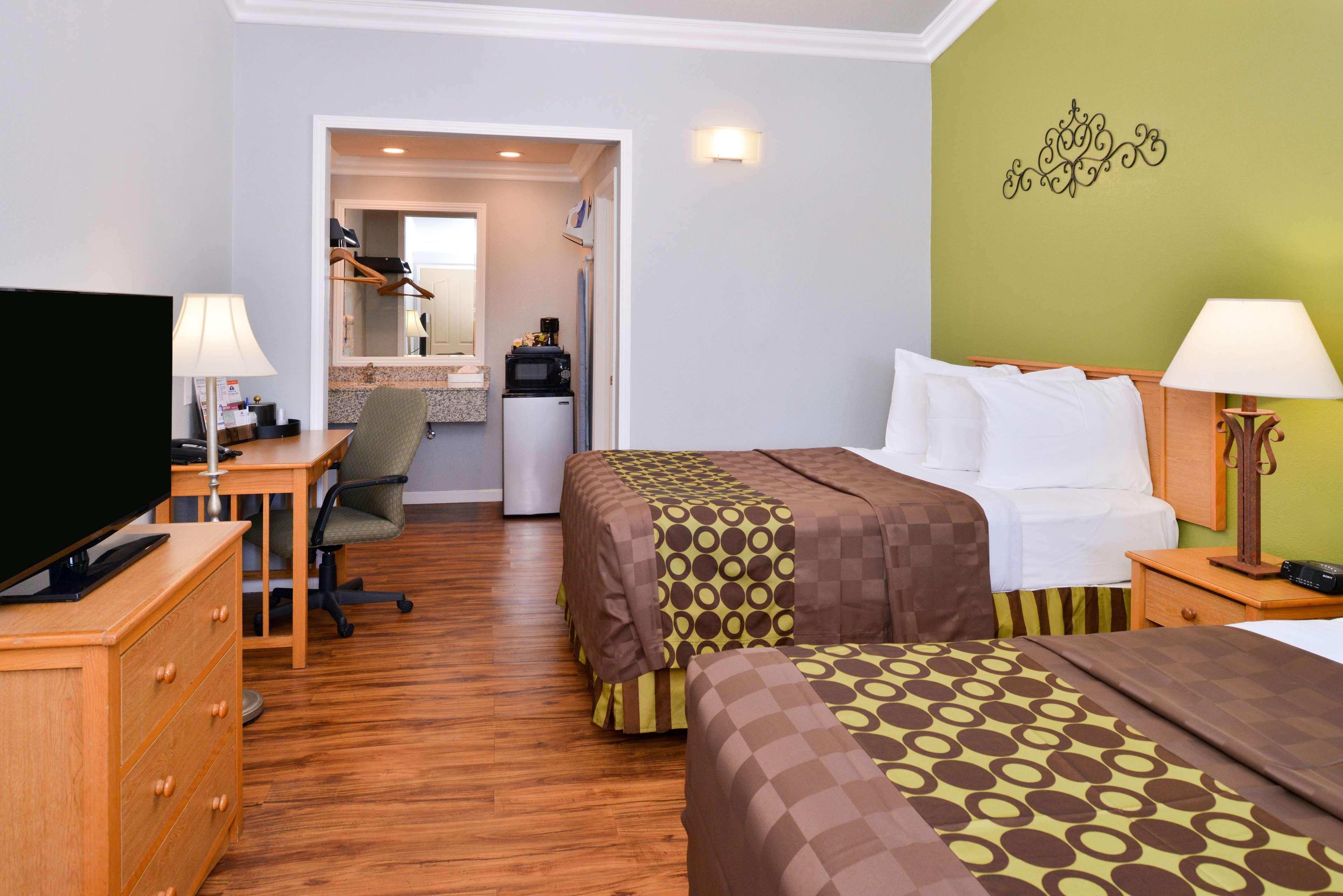 Americas Best Value Inn Los Banos Ngoại thất bức ảnh